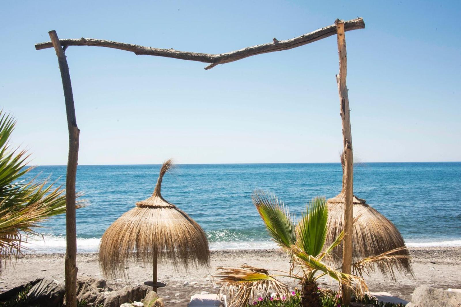 Ferienwohnung Casa En La Playa De Cabria Almuñécar Exterior foto
